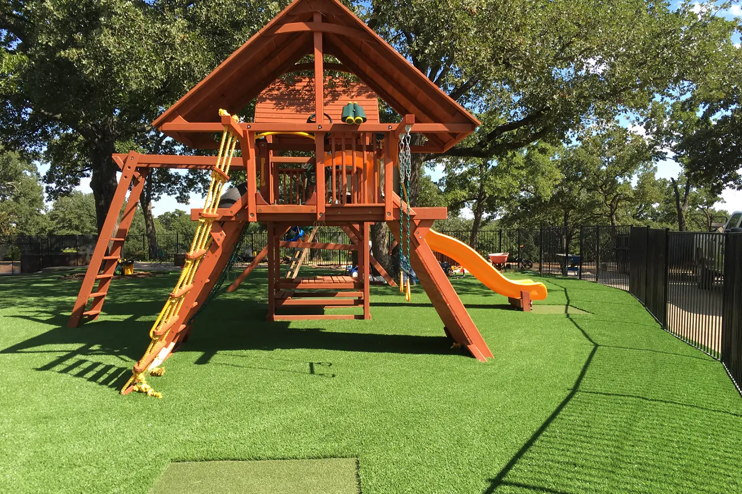 Residential artificial grass playground installed by SYNLawn